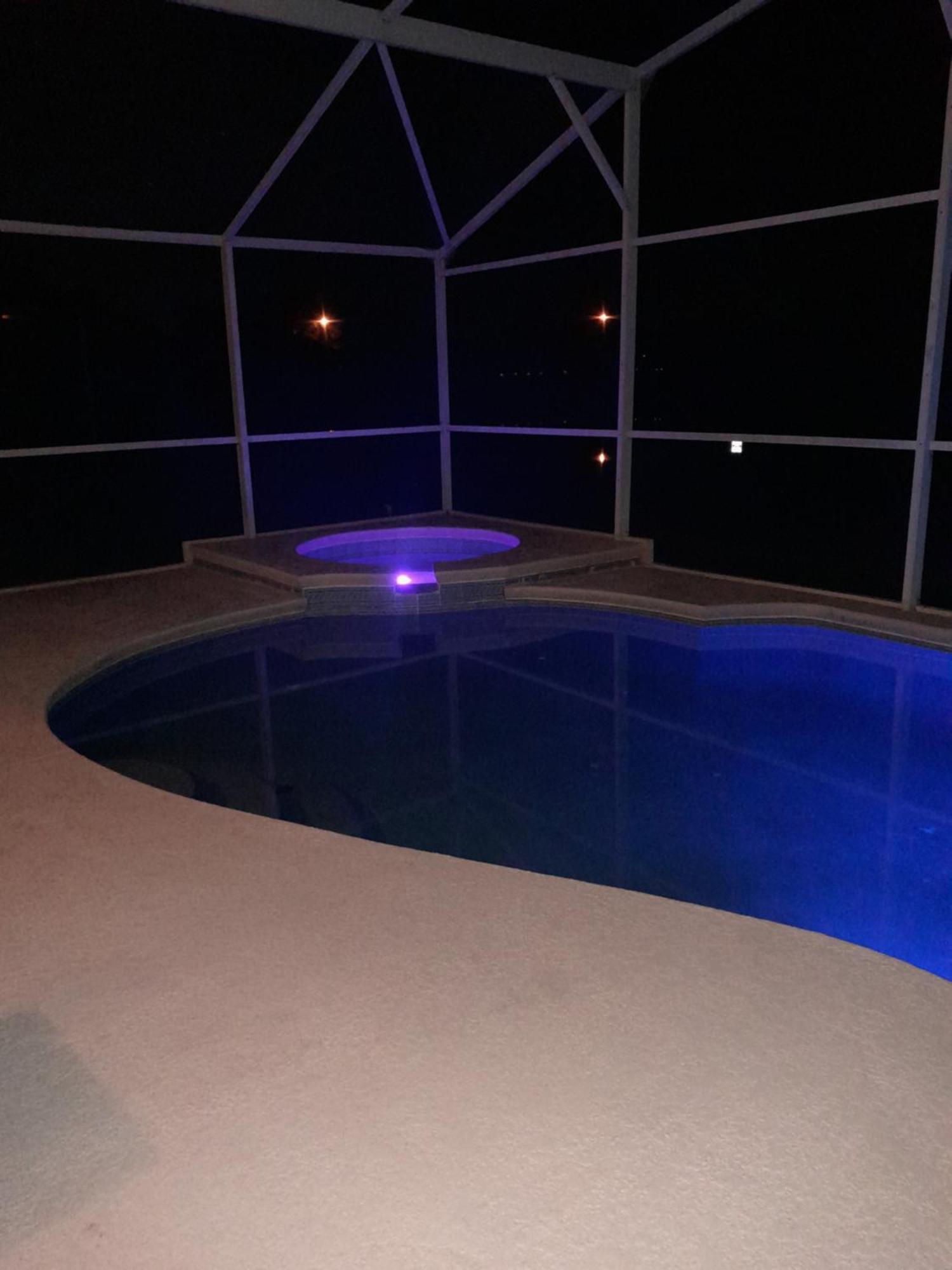 אורלנדו Three-Bedroom House In Clear Creek מראה חיצוני תמונה